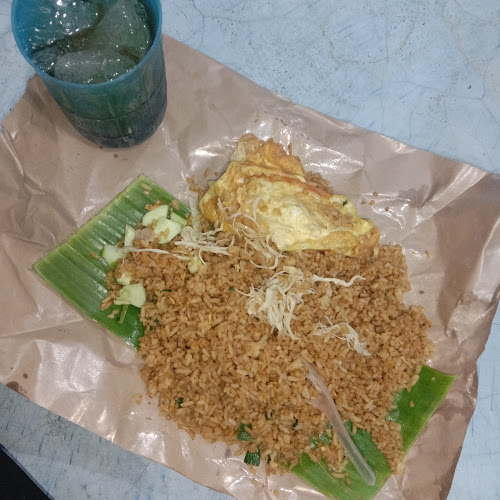 Opinii despre Warung Makan Pa'De în Kota Pontianak - Gastronomi dan perhotelan