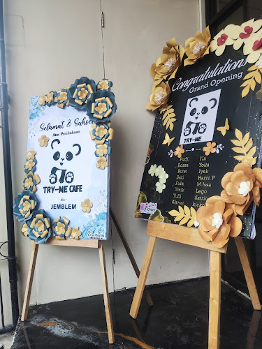 Opinii despre TryMe Cafe în Surabaya - Gastronomi dan perhotelan