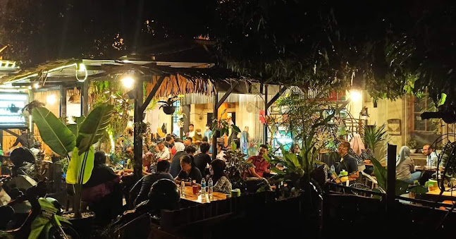 LMI Garden Coffee - Gastronomi dan perhotelan