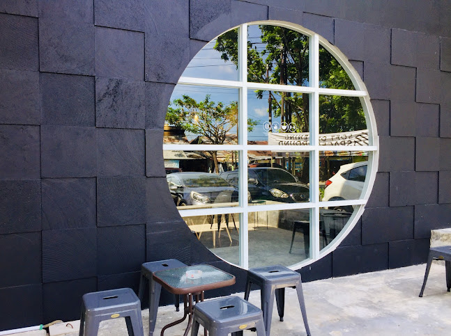 Spaceground Coffee and Eatery - Gastronomi dan perhotelan