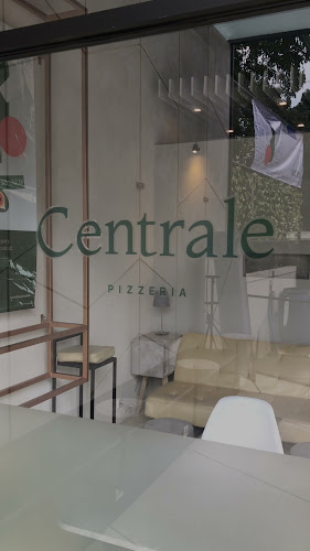 Opinii despre Centrale Pizzeria în Kota Bandung - Gastronomi dan perhotelan