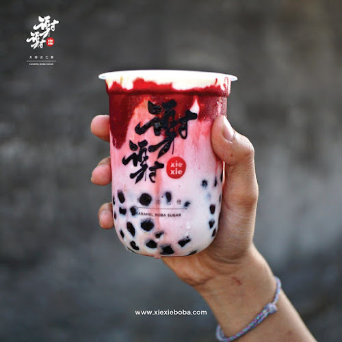 Opinii despre Xiexie Cafe Balikpapan în Kota Balikpapan - Gastronomi dan perhotelan