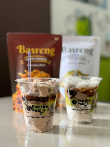 Opinii despre Eskrim Pokat AU în Kota Tebing Tinggi - Gastronomi dan perhotelan