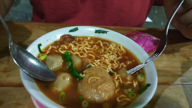 Warung Bakso Pak Jangkung - Gastronomi dan perhotelan