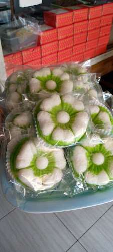 SATRIA DONAT & BAKERY BLITAR - Kota Blitar