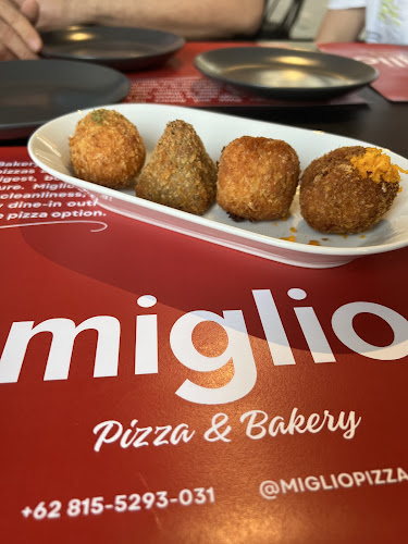 Miglio Pizza & Bakery - Surabaya