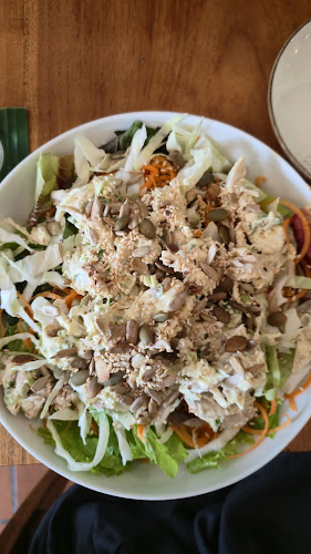 Bali Buda Renon - Gastronomi dan perhotelan