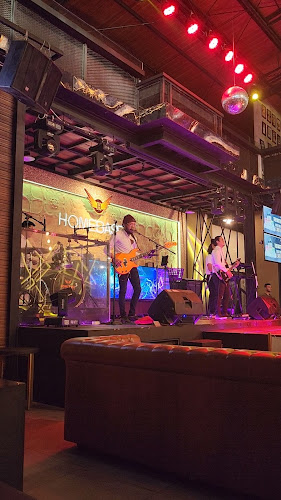 Comentarii opinii despre HOMEBASE kambang iwak