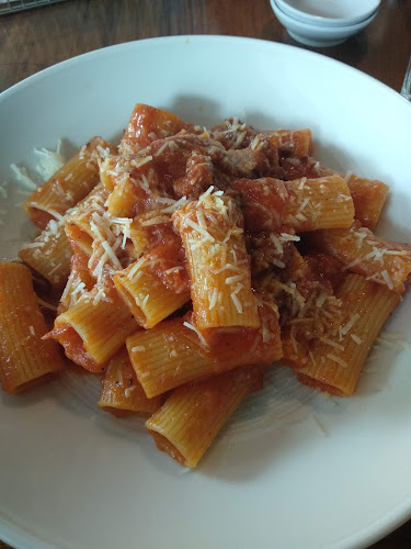 Sale Restaurant BSD - Gastronomi dan perhotelan