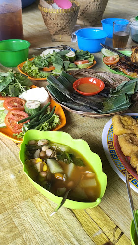 Pemancingan & Rumah Makan Tirtonadi