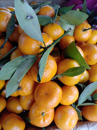 Opinii despre Buah buahan cihanjuang în Kota Cimahi - Gastronomi dan perhotelan