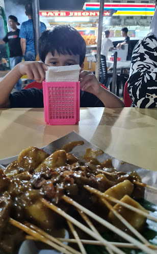 Sate Jhony - Gastronomi dan perhotelan