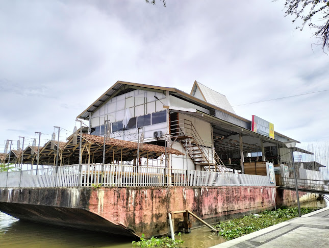 Saraba Nyaman Floating Restaurant - Gastronomi dan perhotelan