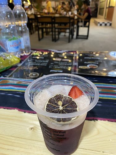 Jl. Hiu No.02, RT.02/RW.04, Tegalsari, Kec. Tegal Bar., Kota Tegal, Jawa Tengah 52111