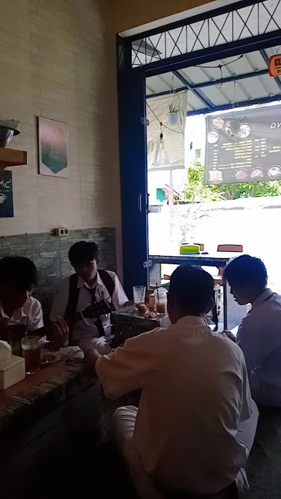 Kedai Margonjreng Food & Coffee