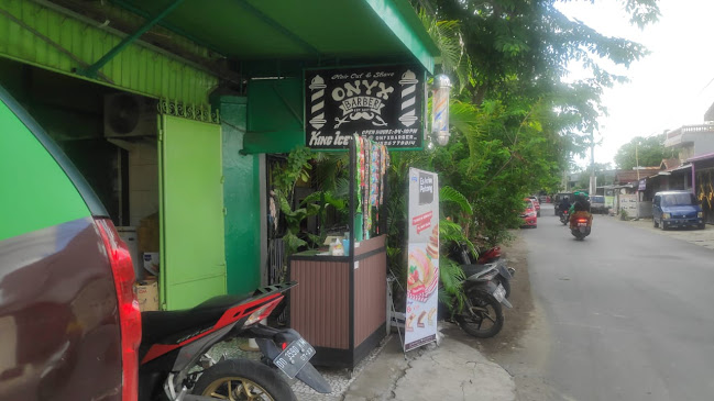 Comentarii opinii despre Kedai onyx