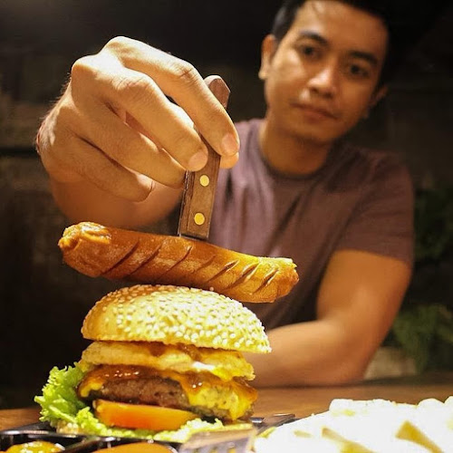 Comentarii opinii despre Mighty Melt Burger House