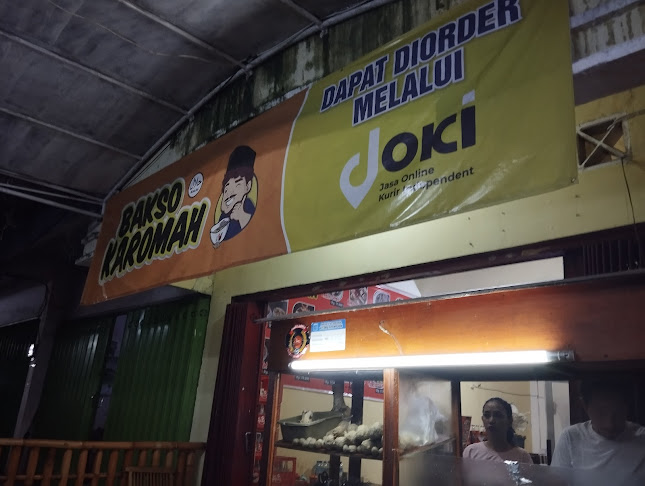 C462+F42, Jl. Airlangga, Gomong, Kec. Mataram, Kota Mataram, Nusa Tenggara Bar.