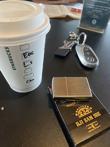 Opinii despre Starbucks Reserve Bogor în Kota Bogor - Gastronomi dan perhotelan