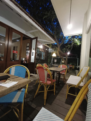 Jl. Pregolan No.2, Tegalsari, Kec. Tegalsari, Surabaya, Jawa Timur 60262