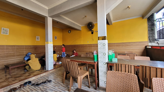 Sate Ayam Tegal Pak Tjasmadi Sidjan