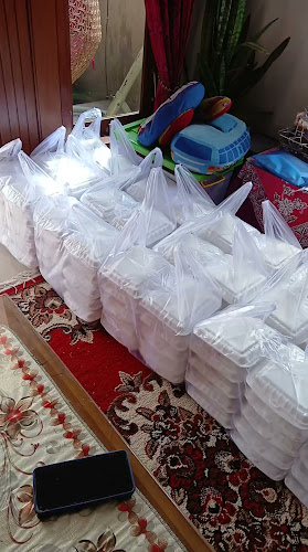 Opinii despre Toko Kue Basah “Bu Ida” în Kota Batu - Gastronomi dan perhotelan