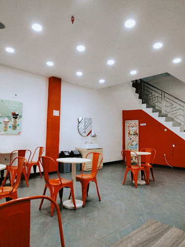 Opinii despre MOMOYO TLOGOSARI în Kota Semarang - Gastronomi dan perhotelan