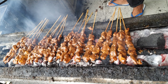 Sate Ayam Tegal Pak Tjasmadi Sidjan - Gastronomi dan perhotelan