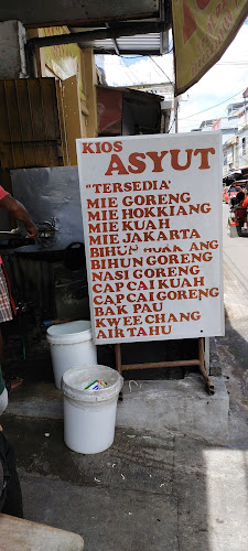 Opinii despre Kios Asyut în Kota Makassar - Gastronomi dan perhotelan