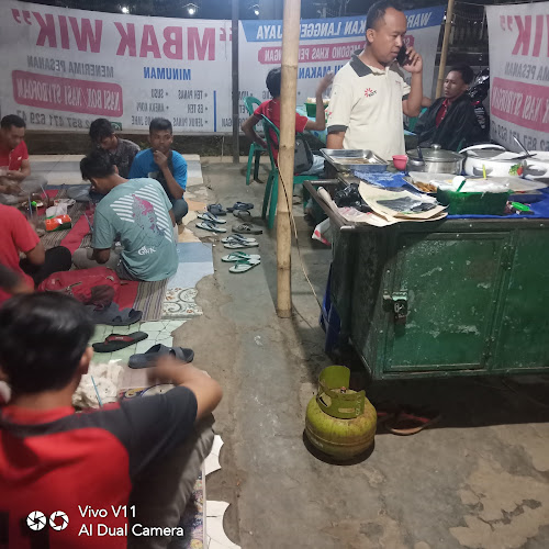 Jl. Nasional 1 No.1, Baros, Kec. Pekalongan Tim., Kota Pekalongan, Jawa Tengah 51129