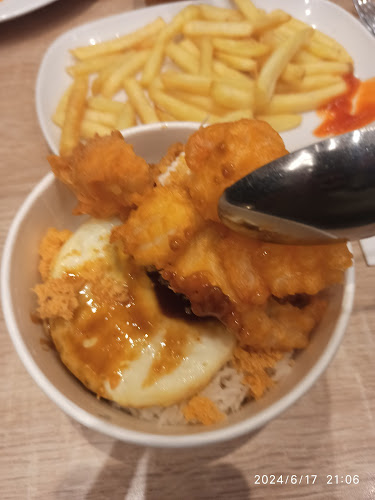 Opinii despre Solaria - Flobamora Mall Kupang în Kota Kupang - Gastronomi dan perhotelan