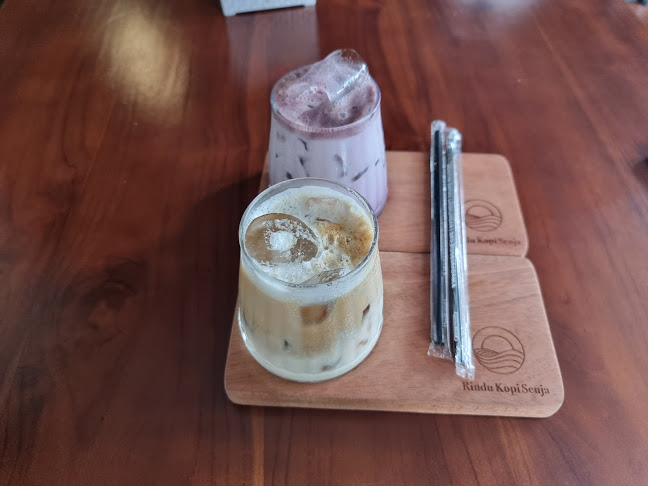 Comentarii opinii despre Rindu Kopi Senja - Nginden Semolo