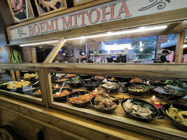 Opinii despre Rumah Makan Boemi Mitoha în Kota Bandung - Gastronomi dan perhotelan