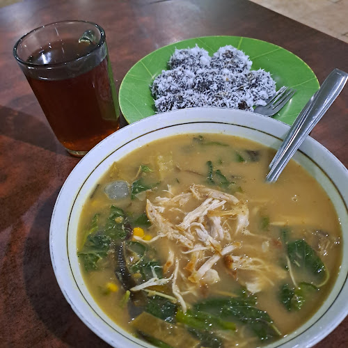 Opinii despre Kapurung Kasuari în Kota Makassar - Gastronomi dan perhotelan