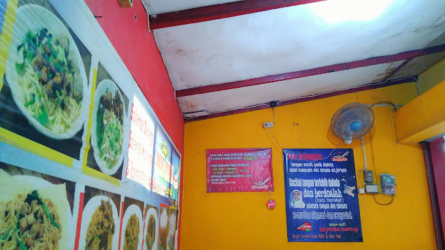 Jl. Puspogiwang Timur, Gisikdrono, Kec. Semarang Barat, Kota Semarang, Jawa Tengah 50149