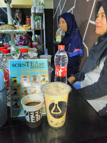 Opinii despre ScienTEAst Gunadarma în Kota Depok - Gastronomi dan perhotelan