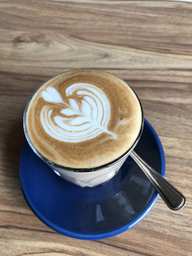 Loteng Cafe Modernland