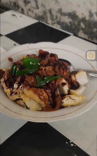 Kupat Tahu Manna Salwa