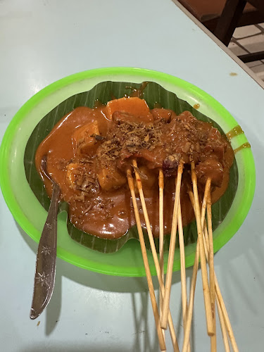 Opinii despre Sate Padang Tiga Putra în Kota Bandar Lampung - Gastronomi dan perhotelan