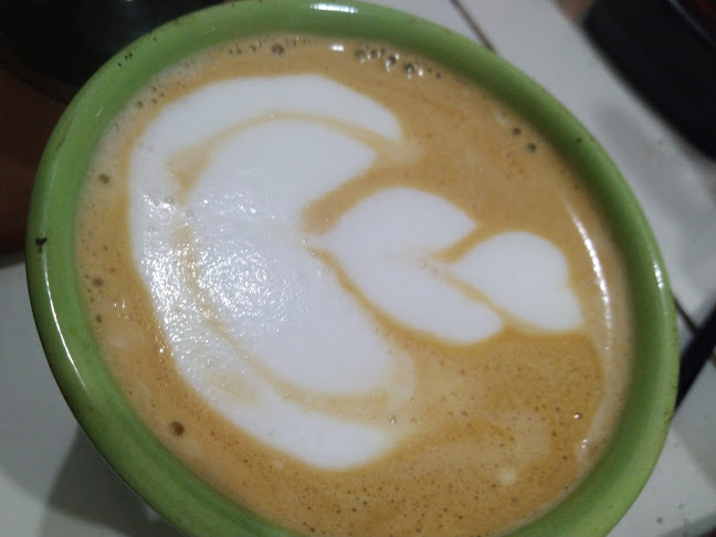 Opinii despre Enak Kopi Surabaya în Surabaya - Gastronomi dan perhotelan