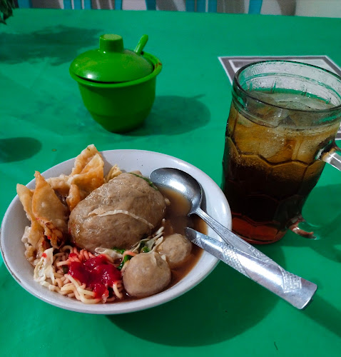 Opinii despre Warung Guyangan Lamongan Mas Kembar în Kota Kendari - Gastronomi dan perhotelan