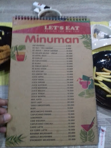 Let's Eat Resto and Cafe - Kota Kupang