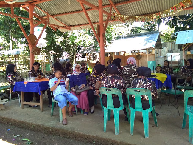 Lesehan Dewi Garden - Gastronomi dan perhotelan