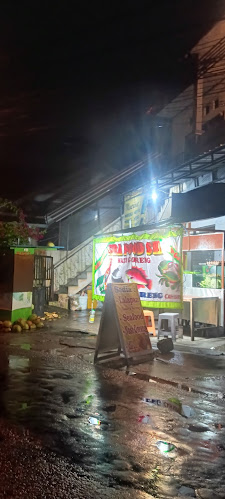 LALAPAN & SEAFOOD SB - Gastronomi dan perhotelan