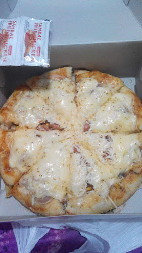 PIZZA ECHA VINA - Surabaya
