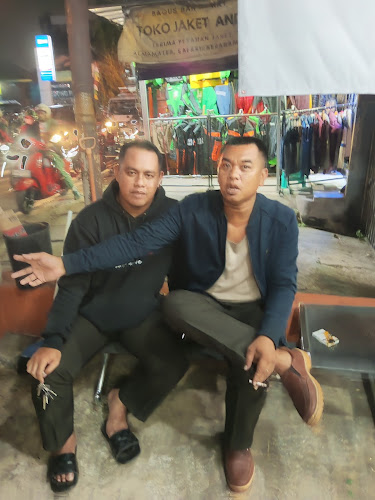 Opinii despre Warkop Encang Gw în Kota Depok - Gastronomi dan perhotelan