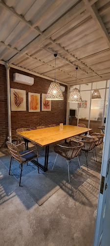 Emerald Tree Resto & Coffee Bar - Gastronomi dan perhotelan