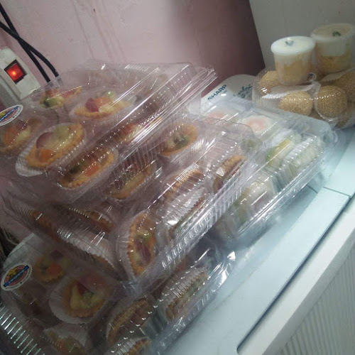 Iyuts Homemade Baking - Gastronomi dan perhotelan