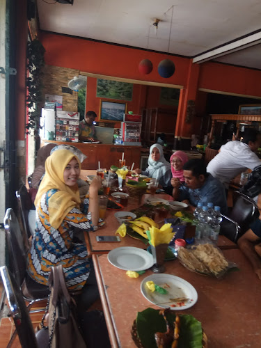 V5RG+RCQ, Jl. Ayip Usman, Kaligandu, Kec. Serang, Kota Serang, Banten 42116