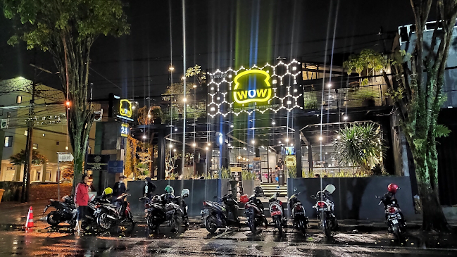 WARUNK WOW KWB - Gastronomi dan perhotelan